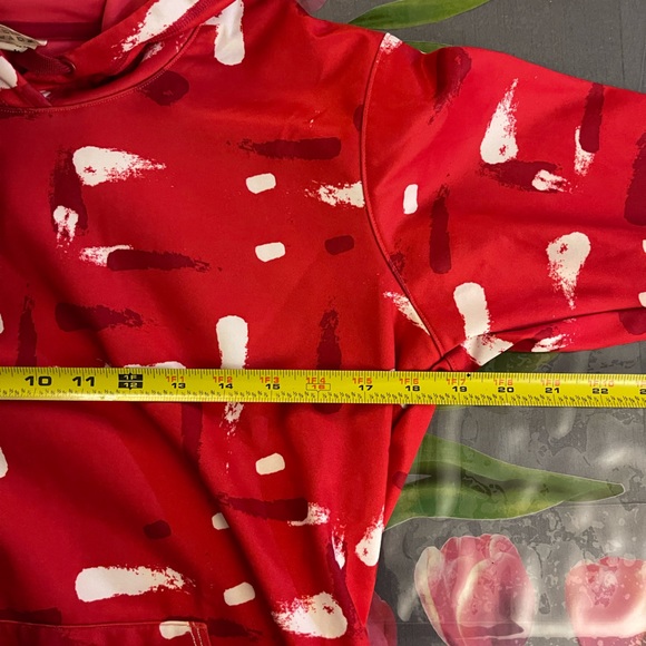 Under Armour Small Red Hoodie Sweater - Picture 3 of 4